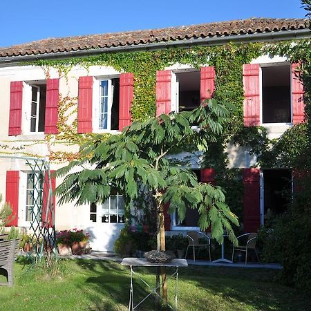La Maison De Rose Bed & Breakfast Brossac Екстериор снимка