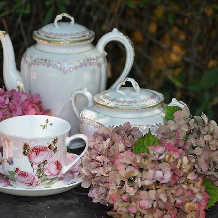 La Maison De Rose Bed & Breakfast Brossac Екстериор снимка