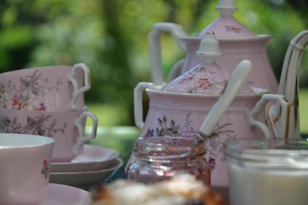 La Maison De Rose Bed & Breakfast Brossac Екстериор снимка